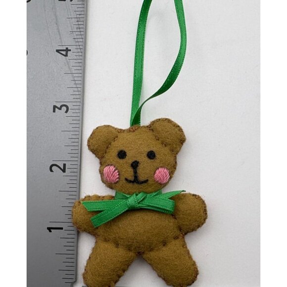 Gingerbread Bear Christmas Ornament Handmade Felt Green Bow Vintage - Picture 3 of 6